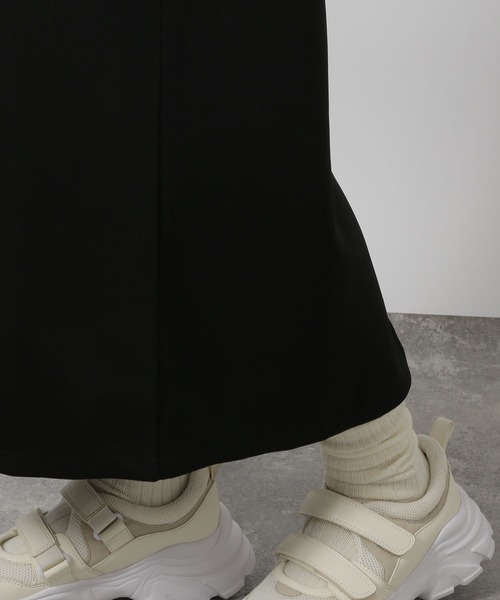 LAKOLE(ラコレ)の「ハーフジップトラックワンピース / 149502(ワンピース・レディース・ブラック/アイボリー/ネイビー・SMALL/MEDIUM)」の18枚目の写真