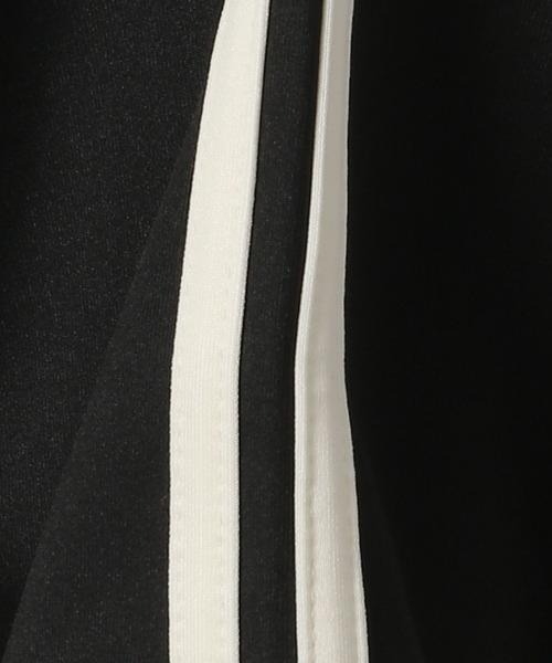 LAKOLE(ラコレ)の「ハーフジップトラックワンピース / 149502(ワンピース・レディース・ブラック/アイボリー/ネイビー・SMALL/MEDIUM)」の22枚目の写真