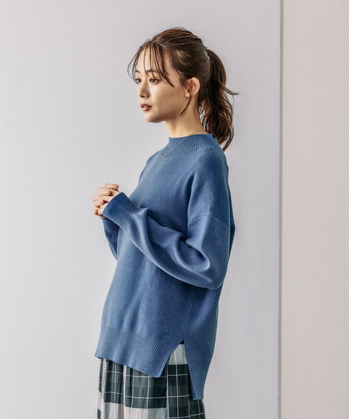 GLOBAL WORK（グローバルワーク）の「メルティスタンドスリットプルオーバー/115953（ニット/セーター・レディース・マスタード/モカ/ボルドー/杢グレー/グレイッシュブルー/グレイッシュベージュ/アイボリー/ブラック・SMALL/MEDIUM/LARGE）」の18枚目の写真