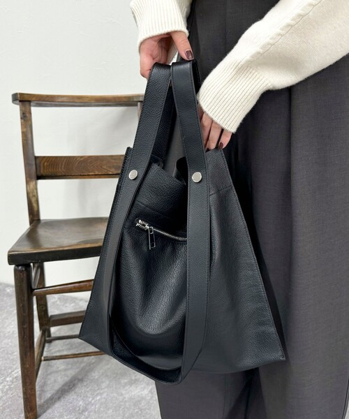 fredy emue（フレディエミュ）の「【BEAURE/ビュレ】2WAYレザートートバック（トートバッグ・レディース・ブラック/シルバー/アイボリー・FREE）」の19枚目の写真