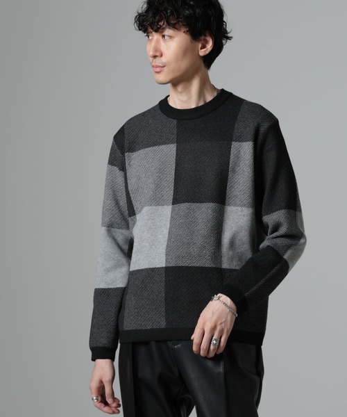 NANO universe(ナノユニバース)の「ブロックチェッククルーネックニット(ニット/セーター・メンズ・グレー/ネイビー/グリーン/ブラック・XL/S/M/L)」の2枚目の写真