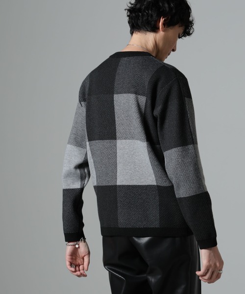 NANO universe(ナノユニバース)の「ブロックチェッククルーネックニット(ニット/セーター・メンズ・グレー/ネイビー/グリーン/ブラック・XL/S/M/L)」の8枚目の写真