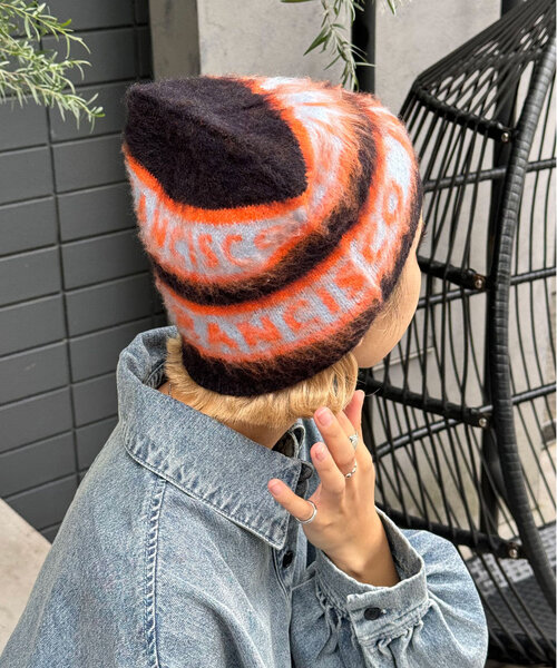 HELLO.SANFRANCISCO（ハローサンフランシスコ）の「【HELLO.SANFRANCISCO/ハローサンフランシスコ】ロゴジャガードニットビーニー（キャップ・レディース・グレー/ブラック/レッド・ONE SIZE）」の19枚目の写真