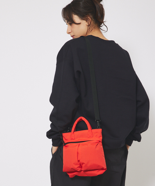 SML(エスエムエル)の「【SML /エスエムエル 】2WAY HELMET BAG SS ショルダーバッグ /ユニセックス/K901133U(ショルダーバッグ・メンズ・カーキ/ブラック/オレンジ/ネイビー・フリー)」の4枚目の写真