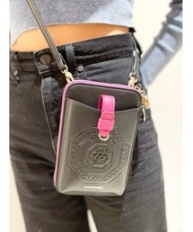 アニメ「ジョジョの奇妙な冒険　黄金の風」コラボ スマートフォンショルダーバッグ