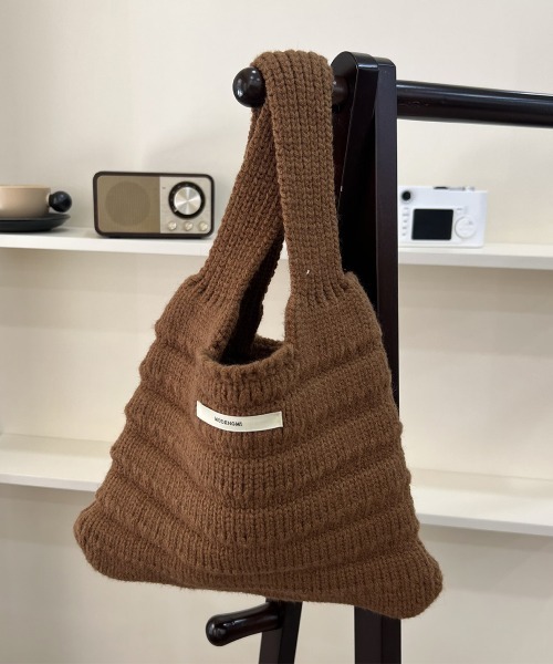 Miniministore(ミニミニストア)の「ミニハンドバッグ 英字ロゴ ニットバッグ(ハンドバッグ・レディース・ライトグリーン/クリーム/グリーン/ブルー/フューシャピンク/ブラック/グレー/ブラウン/レッド・FREE)」の3枚目の写真