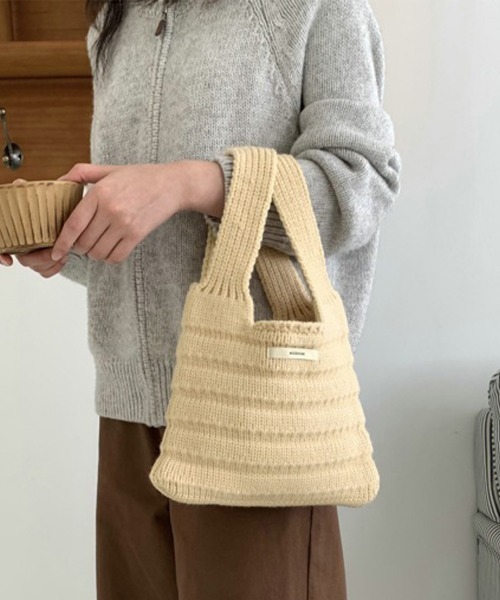 Miniministore(ミニミニストア)の「ミニハンドバッグ 英字ロゴ ニットバッグ(ハンドバッグ・レディース・ライトグリーン/クリーム/グリーン/ブルー/フューシャピンク/ブラック/グレー/ブラウン/レッド・FREE)」の10枚目の写真
