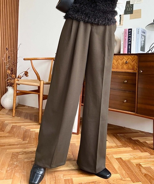 LOULOU select(ルルセレクト)の「ウールライク起毛ツータックセミワイドパンツ(その他パンツ・レディース・チャコールグレー/ブラック/ブラウン・M/S/L)」の3枚目の写真