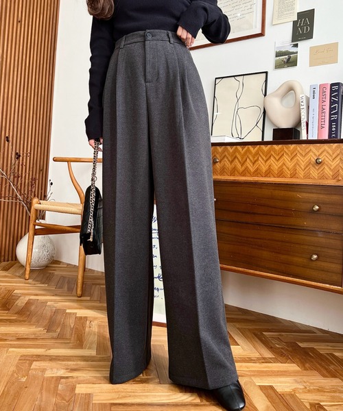 LOULOU select(ルルセレクト)の「ウールライク起毛ツータックセミワイドパンツ(その他パンツ・レディース・チャコールグレー/ブラック/ブラウン・M/S/L)」の16枚目の写真