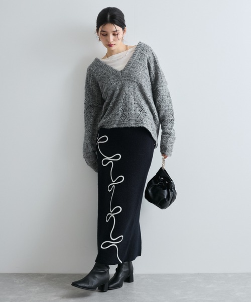 VIS(ビス)の「【WEB限定】リボンコード刺繍ニットスカート【セットアップ対応】(スカート・レディース・ダークブラウン/チャコールグレー/ブラック・FREE)」の18枚目の写真