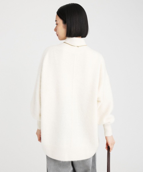 BABYLONE(バビロン)の「FOXカシミヤタートルチュニック(ニット/セーター・レディース・ホワイト/グレー/モカ・フリー)」の12枚目の写真