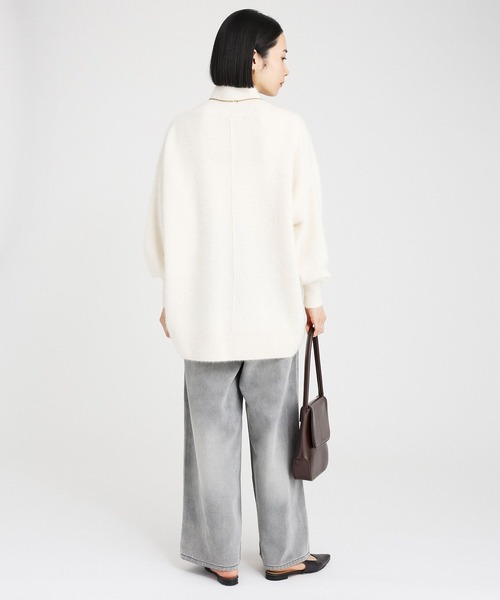 BABYLONE(バビロン)の「FOXカシミヤタートルチュニック(ニット/セーター・レディース・ホワイト/グレー/モカ・フリー)」の15枚目の写真