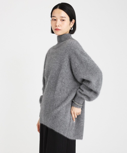 BABYLONE(バビロン)の「FOXカシミヤタートルチュニック(ニット/セーター・レディース・ホワイト/グレー/モカ・フリー)」の5枚目の写真