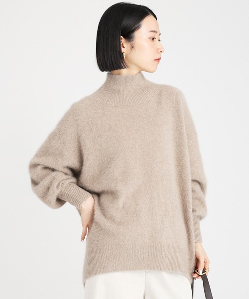 BABYLONE(バビロン)の「FOXカシミヤタートルチュニック(ニット/セーター・レディース・ホワイト/グレー/モカ・フリー)」の16枚目の写真