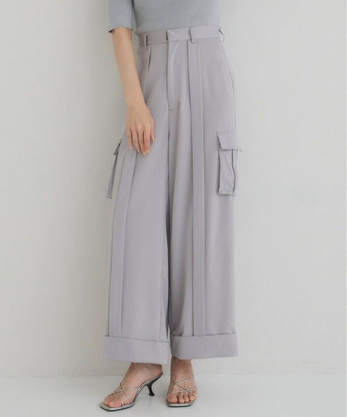 Olu.（オルドット）の「フラップポケットワイドパンツ（その他パンツ・レディース・ライトグレー/モカ/ベージュ・1/0）」の2枚目の写真