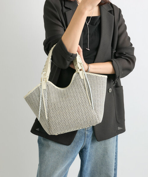RIVE DROITE（リヴドロワ）の「【実用性抜群】CITY BASKET-ジップトート（ハンドバッグ・レディース・アイボリー/ブラック・FREE）」の21枚目の写真