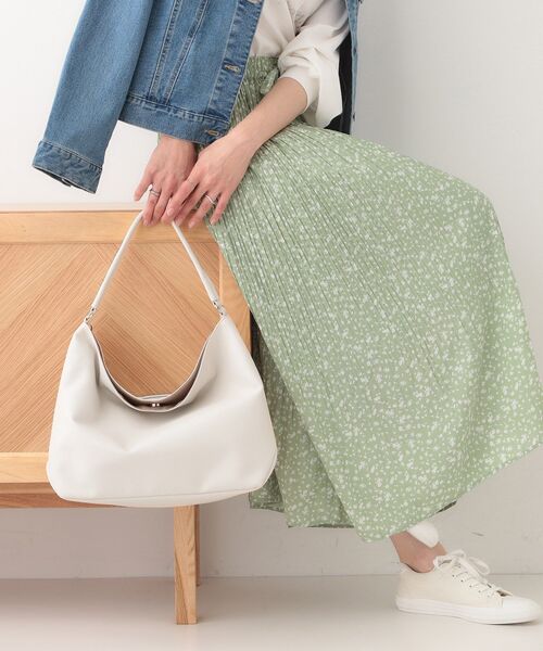 SHOO・LA・RUE(シューラルー)の「◆2WAYワンショルダーバッグ(ショルダーバッグ・レディース・アイボリー/ブラック/ナチュラル・00)」の2枚目の写真