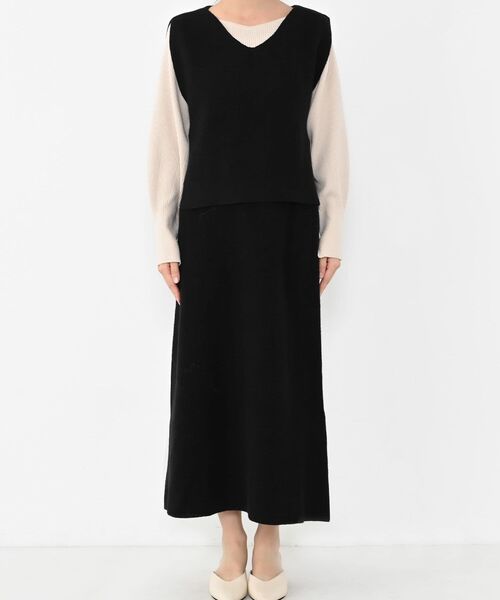 COHINA(コヒナ)の「Vネックベスト×ナロースカートニットセット 【低身長・小柄女性】(セットアップ・レディース・グレー/ベージュ/ブラック・ONE SIZE)」の13枚目の写真