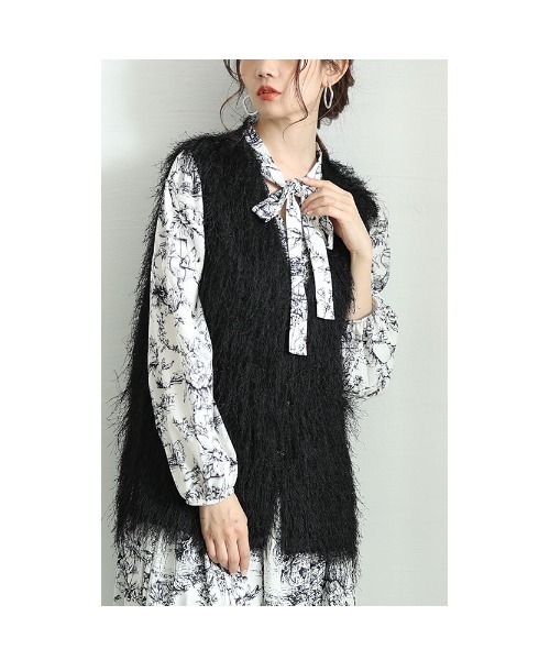 Sawa a la mode（サワアラモード）の「フリンジカットソーフロントホックベスト（ベスト・レディース・ブルー/ブラック/アイボリー・FREE）」の13枚目の写真