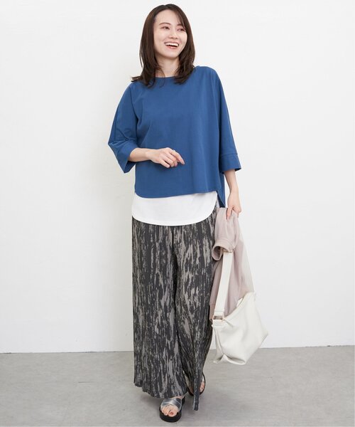 ikka（イッカ）の「【雑誌InRed5月号掲載】さらっとプリーツワイドパンツ（その他パンツ・レディース・ブラック/クリアイエロー/チャコールグレー/グリーン/ダークベージュ/ネイビー・S/M/L）」の11枚目の写真