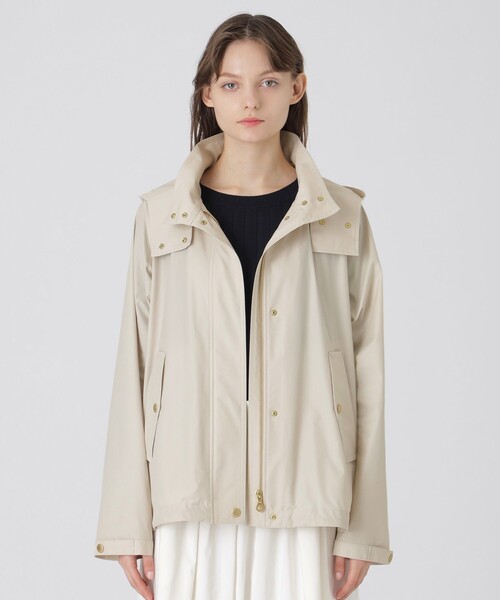 BLUE LABEL CRESTBRIDGE（ブルーレーベルクレストブリッジ）の「ストレッチプルーフクロスマウンテンパーカー（マウンテンパーカー・レディース・ダークネイビー/グリーン/ベージュ・36/38）」の2枚目の写真