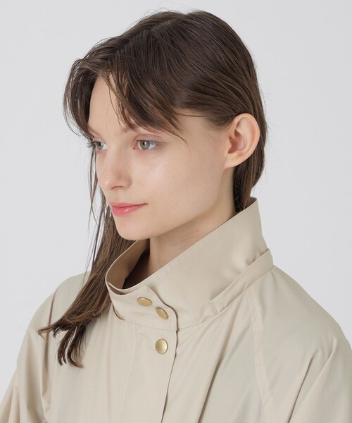 BLUE LABEL CRESTBRIDGE（ブルーレーベルクレストブリッジ）の「ストレッチプルーフクロスマウンテンパーカー（マウンテンパーカー・レディース・ダークネイビー/グリーン/ベージュ・36/38）」の17枚目の写真