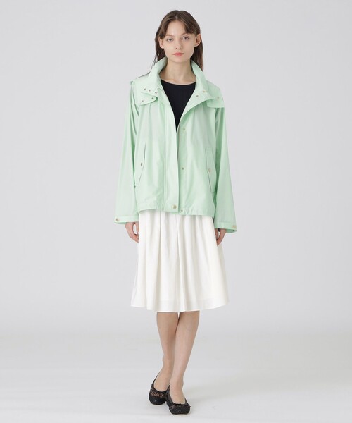 BLUE LABEL CRESTBRIDGE（ブルーレーベルクレストブリッジ）の「ストレッチプルーフクロスマウンテンパーカー（マウンテンパーカー・レディース・ダークネイビー/グリーン/ベージュ・36/38）」の22枚目の写真