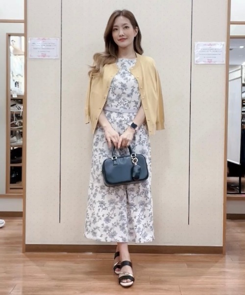 Honeys（ハニーズ）の「【ハニさら・接触冷感・ＵＶカット】８分袖クルーネックカーデ（カーディガン/ボレロ・レディース・ブラック/オフホワイト/ブルー/ライトグレー/レッド/イエロー/ネイビー・L/LL/M/S）」の9枚目の写真