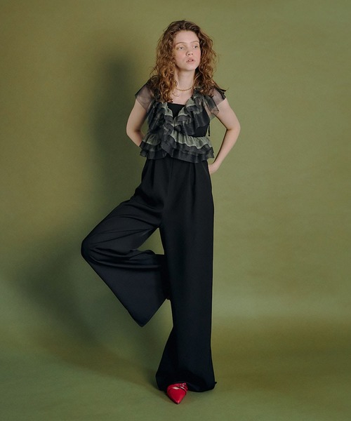 6★新品タグ付き★et.UNiVER　フリルオールインワンパンツ 2点セット et.UNiVER（エトユニベール）の「frill all-in-one-pants（パンツ