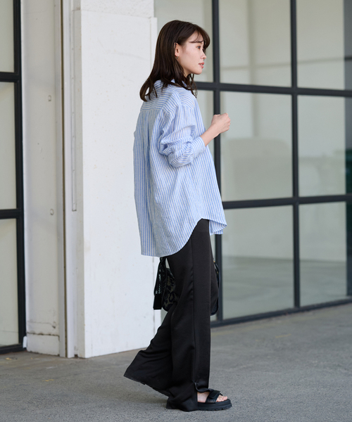 FRAMeWORK（フレームワーク）の「≪WEB限定追加≫ヴィンテージサテンサイドスリットパンツ（その他パンツ・レディース・ブラック/アイボリー・36/38）」の4枚目の写真