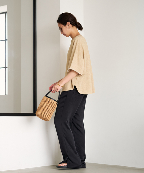 FRAMeWORK（フレームワーク）の「≪WEB限定追加≫ヴィンテージサテンサイドスリットパンツ（その他パンツ・レディース・ブラック/アイボリー・36/38）」の8枚目の写真