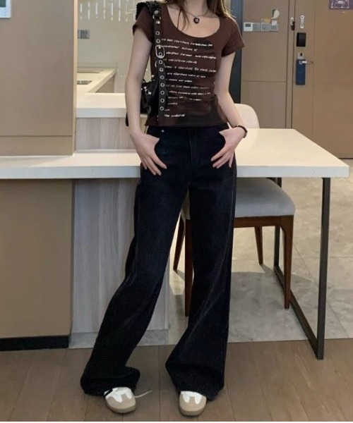 lilful(リルフル)の「レタリングプリントコンパクトピチTシャツ(Tシャツ/カットソー・レディース・ベージュ/ブラウン・S/M)」の22枚目の写真
