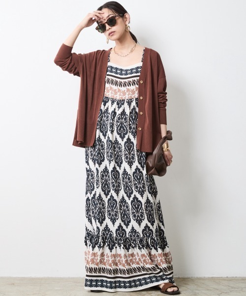 CHIC STYLE（シックスタイル）の「パネルプリントキャミソールワンピース＜大きいサイズ有＞シックスタイル（ワンピース・レディース・ブルー系/ブラック系・L/M/5L/4L/3L/LL）」の9枚目の写真