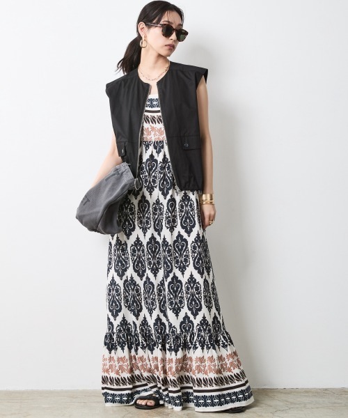 CHIC STYLE（シックスタイル）の「パネルプリントキャミソールワンピース＜大きいサイズ有＞シックスタイル（ワンピース・レディース・ブルー系/ブラック系・L/M/5L/4L/3L/LL）」の10枚目の写真