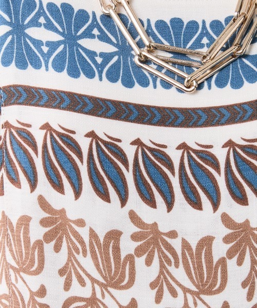 CHIC STYLE（シックスタイル）の「パネルプリントキャミソールワンピース＜大きいサイズ有＞シックスタイル（ワンピース・レディース・ブルー系/ブラック系・L/M/5L/4L/3L/LL）」の19枚目の写真