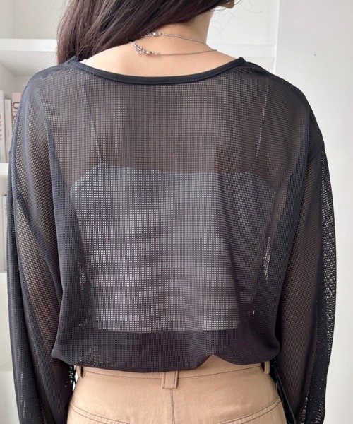TREOVER(トレオーバー)の「スタイルアップ効果もあるショート丈♪ ドロストメッシュプルオーバー(Tシャツ/カットソー・レディース・ブラック/アイボリー・FREE)」の13枚目の写真