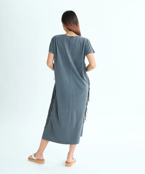 ROXY（ロキシー）の「LABYRINTH DRESS /ロキシーサイドフリンジロングTシャツワンピース（ワンピース・レディース・インディゴブルー/ブラック/ナチュラル・MEDIUM/LARGE/SMALL）」の22枚目の写真