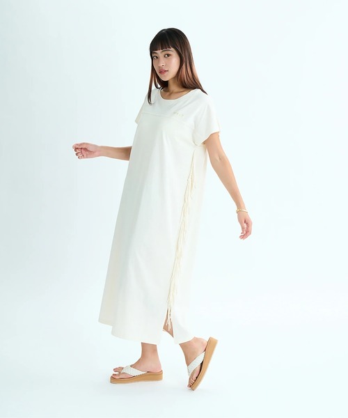 ROXY（ロキシー）の「LABYRINTH DRESS /ロキシーサイドフリンジロングTシャツワンピース（ワンピース・レディース・インディゴブルー/ブラック/ナチュラル・MEDIUM/LARGE/SMALL）」の16枚目の写真