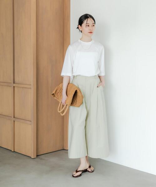 URBAN RESEARCH(アーバンリサーチ)の「スーピマコットンハーフスリーブカットソー(Tシャツ/カットソー・レディース・ホワイト/ライトベージュ/ブラック/ネイビー・FREE)」の6枚目の写真