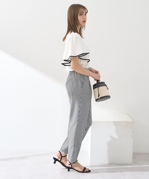 earth music&ecology(アースミュージックアンドエコロジー)の「接触冷感テーパードパンツ(スラックス・レディース・ブラック/ライトベージュ/チェック/杢グレー・M/S/L)」の13枚目の写真