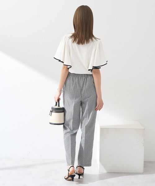 earth music&ecology(アースミュージックアンドエコロジー)の「接触冷感テーパードパンツ(スラックス・レディース・ブラック/ライトベージュ/チェック/杢グレー・M/S/L)」の14枚目の写真