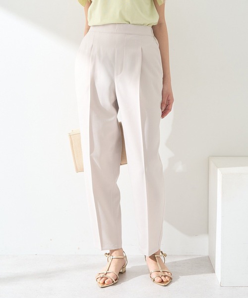 earth music&ecology(アースミュージックアンドエコロジー)の「接触冷感テーパードパンツ(スラックス・レディース・ブラック/ライトベージュ/チェック/杢グレー・M/S/L)」の3枚目の写真