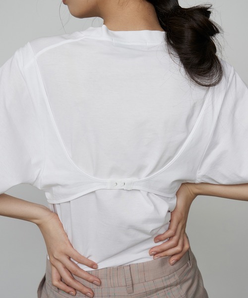 LE CIEL BLEU（ルシェルブルー）の「Tシャツウィズフックアンドアイディテール / T-Shirt with Hook and Eye Detail（Tシャツ/カットソー・レディース・ブラック/オフホワイト・36）」の15枚目の写真