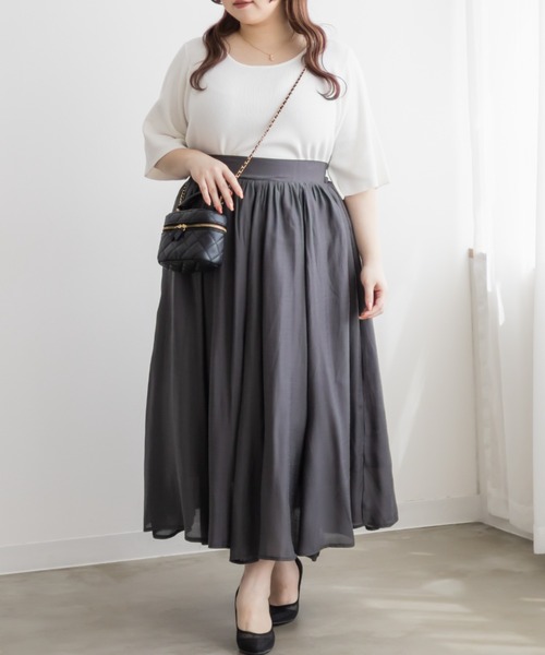 CLETTE(クレット)の「ベル袖クルーネックニット(ニット/セーター・レディース・オフホワイト/ブラック/ブルーグリーン・4L/3L/LL)」の21枚目の写真