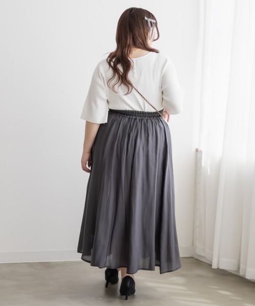 CLETTE(クレット)の「ベル袖クルーネックニット(ニット/セーター・レディース・オフホワイト/ブラック/ブルーグリーン・4L/3L/LL)」の19枚目の写真