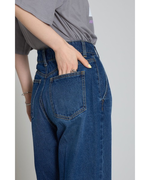 &. NOSTALGIA（アンドドットノスタルジア）の「センタープレスカットオフデニムパンツ（デニムパンツ・レディース・インディゴブルー/サックスブルー・M/S）」の19枚目の写真