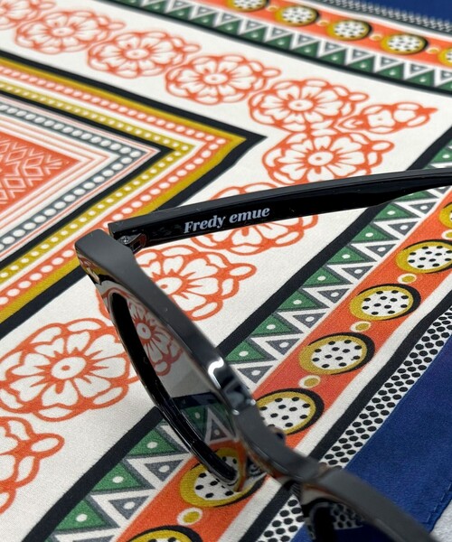 fredy emue（フレディエミュ）の「グレイッシュレンズセルサングラス（サングラス・レディース・ブラウン系その他/ブラック・FREE）」の6枚目の写真