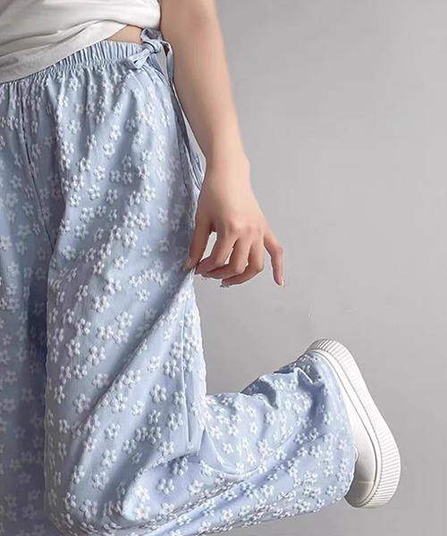 gossip！ロサンゼルス（ゴシップロサンゼルス）の「リボンウエスト 立体フラワーパターン フェミニンワイドパンツ【4色展開】（その他パンツ・レディース・ブラック/ブルー/ホワイト/ピンク・FREE）」の20枚目の写真