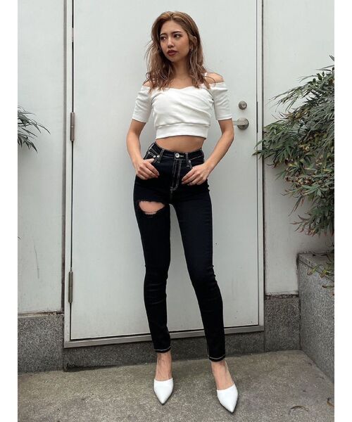 ラスト1点！GYDA ハーフスリーブカシュクールオフショルショートTOPS WH GYDA（ジェイダ）の「ハーフスリーブカシュクールオフショル