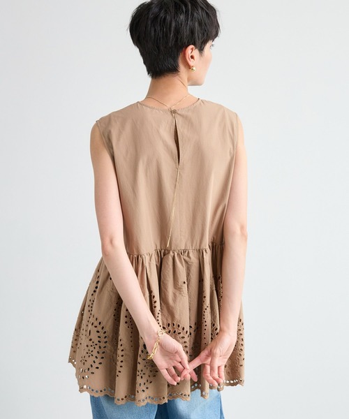 BARNYARDSTORM（バンヤードストーム）の「BARNYARDSTORM / カットワークノースリブラウス / ハンドウォッシャブル（シャツ/ブラウス・レディース・ベージュ/ブラック・S/M）」の9枚目の写真